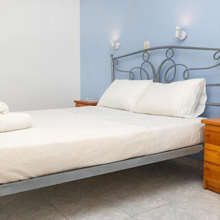Apartment Depis Economy Naxos City